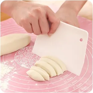 Handy Professional Eco-Friendly Plastic Pastry Cutter