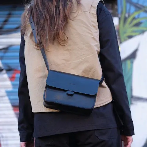 Kate Sheridan Missouri Tab Bag in Black