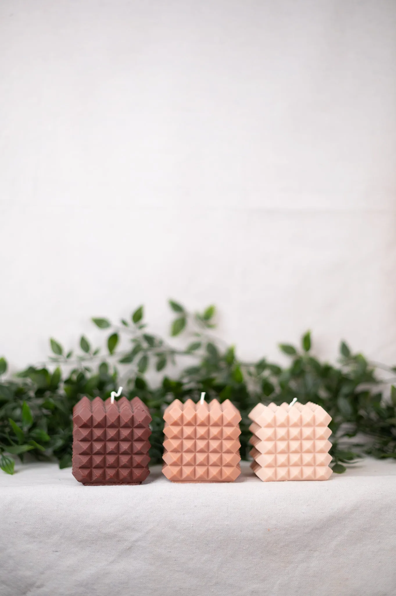 "Piramide Bubble" Candle Collection